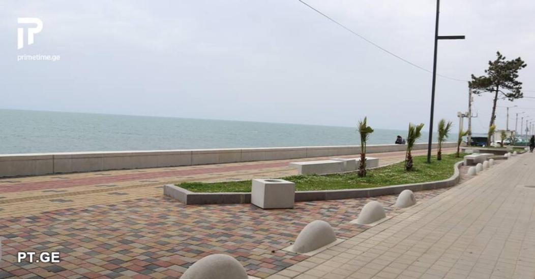 Guesthouse Mery Kobuleti Esterno foto