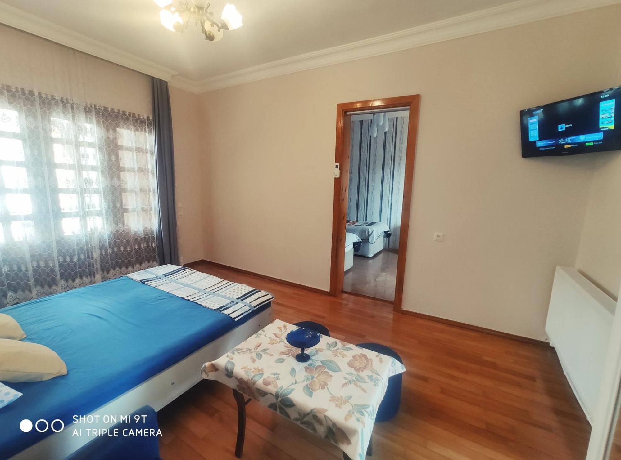 Guesthouse Mery Kobuleti Esterno foto