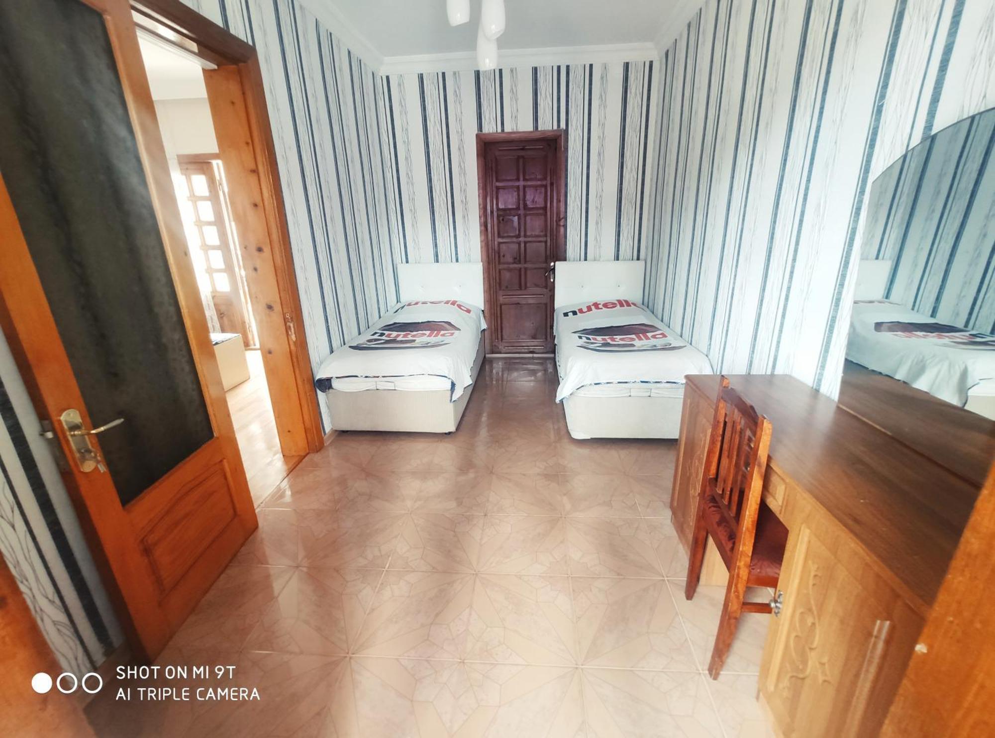 Guesthouse Mery Kobuleti Esterno foto