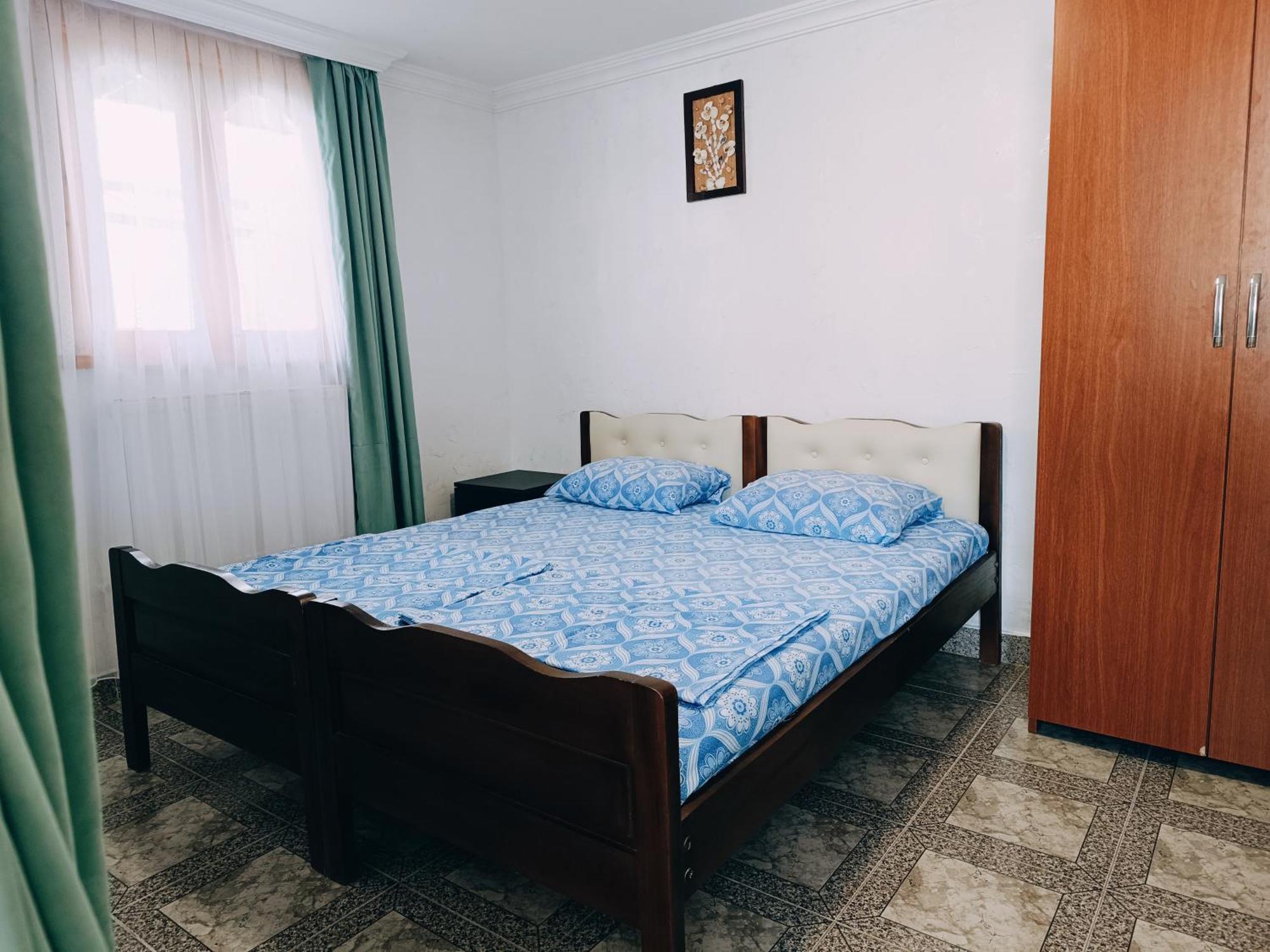 Guesthouse Mery Kobuleti Esterno foto