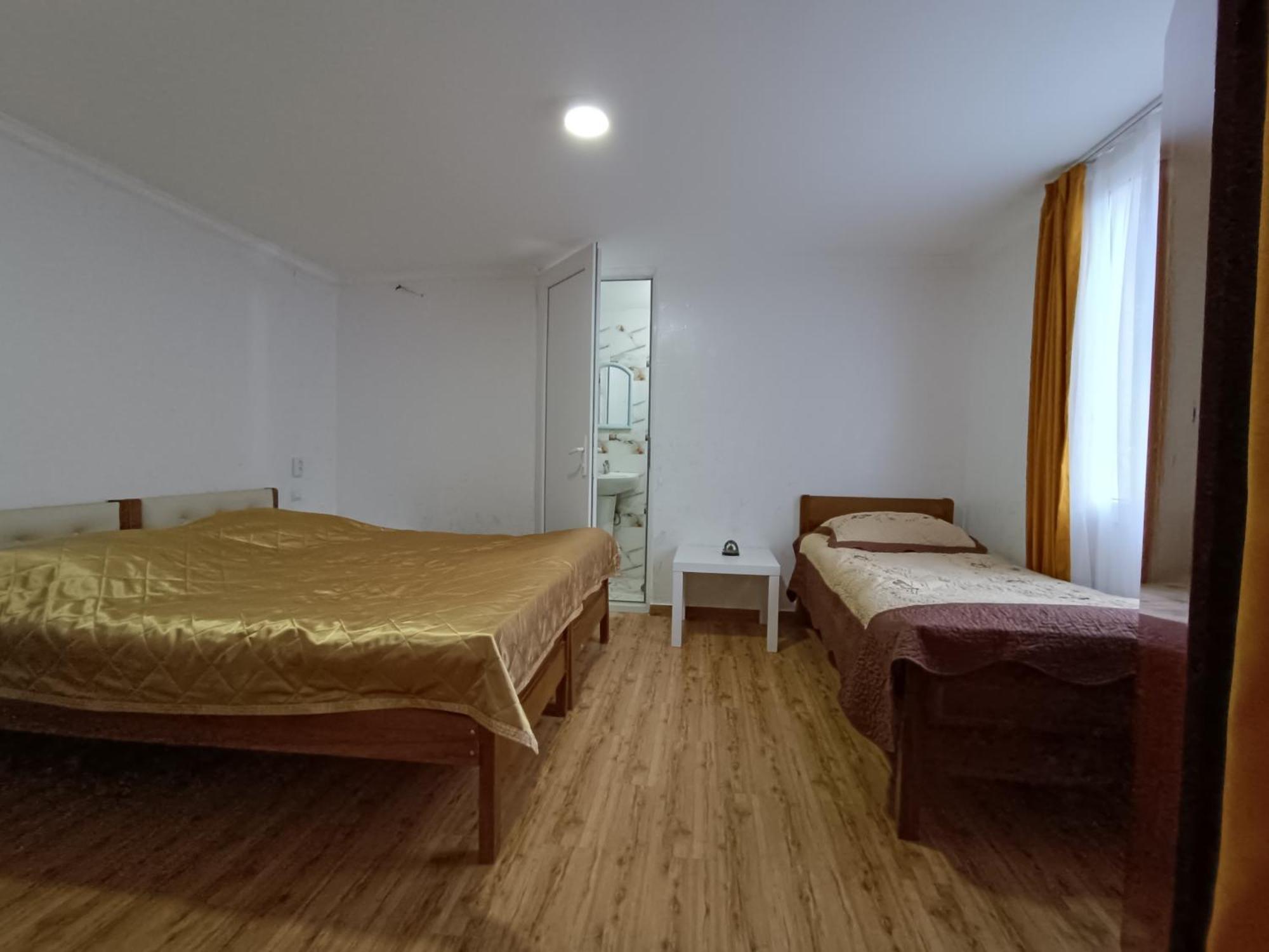 Guesthouse Mery Kobuleti Esterno foto