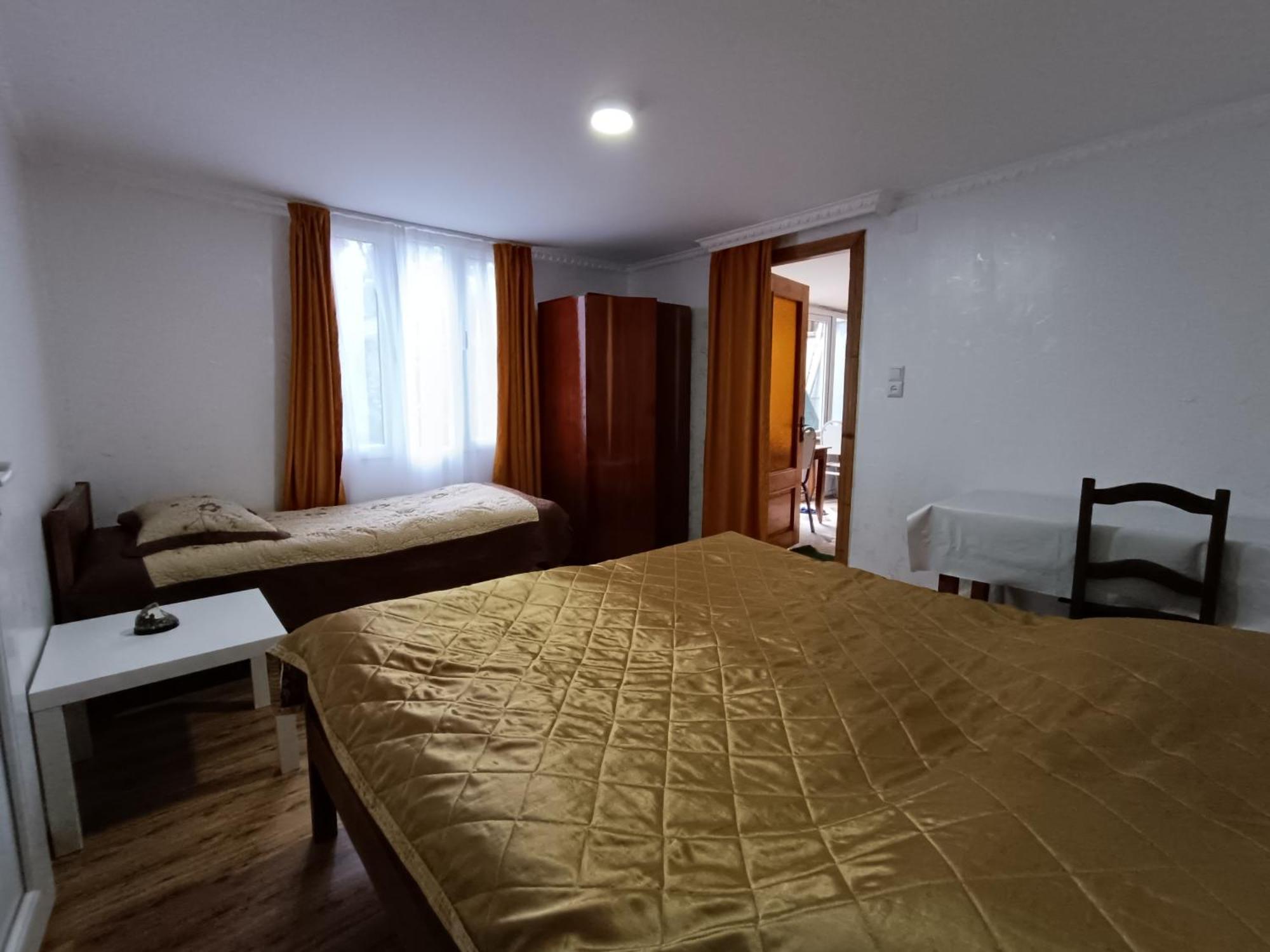 Guesthouse Mery Kobuleti Esterno foto