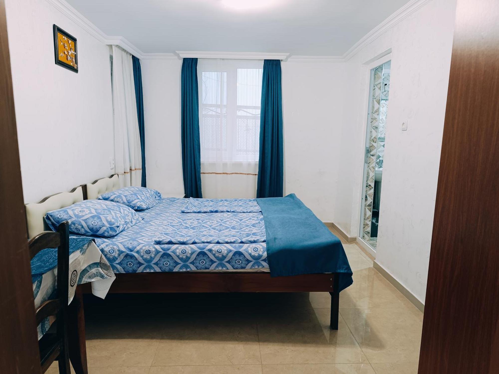 Guesthouse Mery Kobuleti Esterno foto